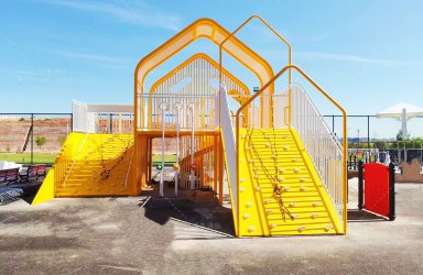 内蒙古鄂尔多斯古宸卿建设工程军属院